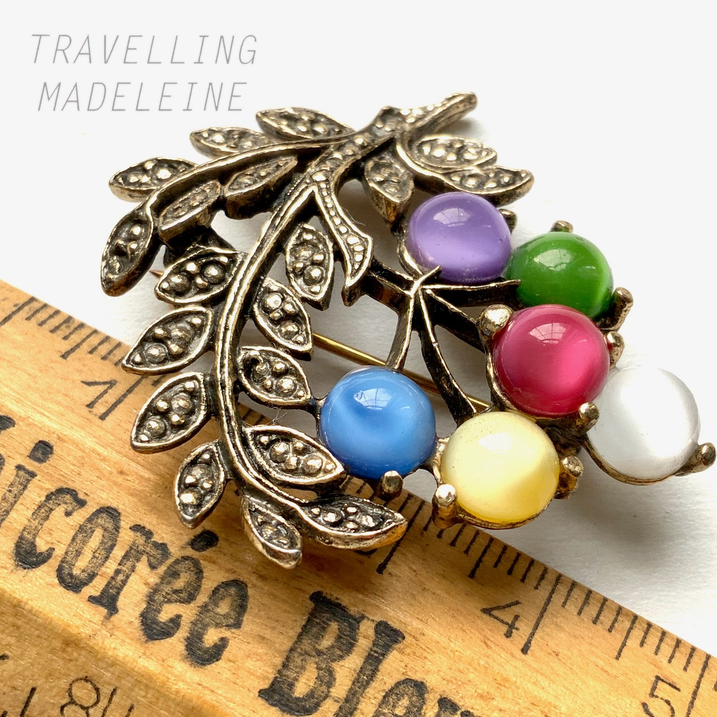 VINTAGE MIRACLE Multicoloured Satin Glass Fruits Brooch
