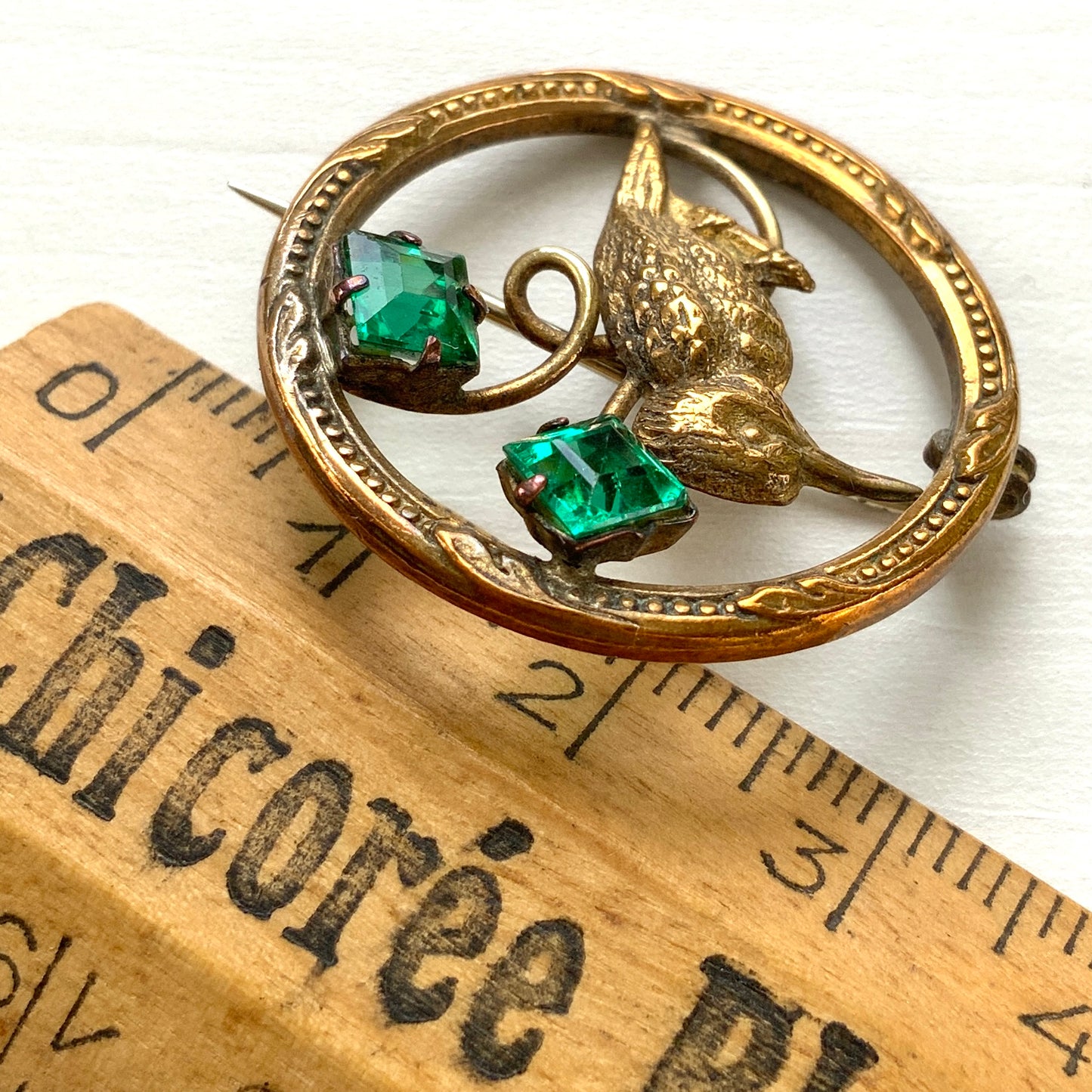 VINTAGE ART DECO Gold Ring & Kingfisher Bird Green Glass Brooch