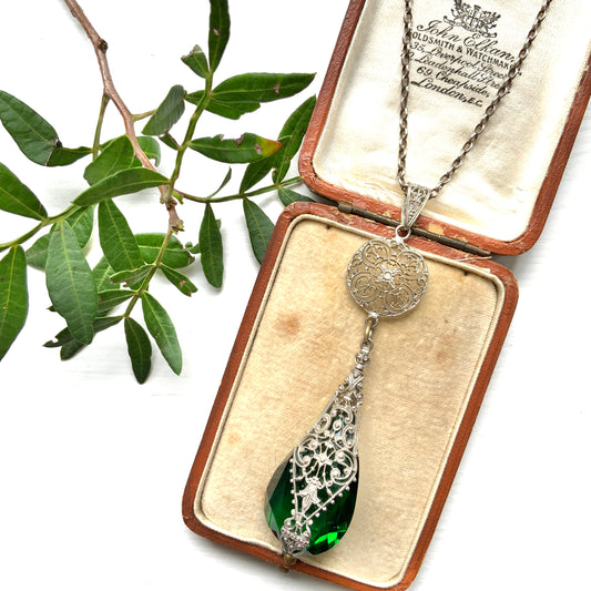 VINTAGE ART DECO Green Teardrop Glass Pendant Necklace with Silver Tone Filigree