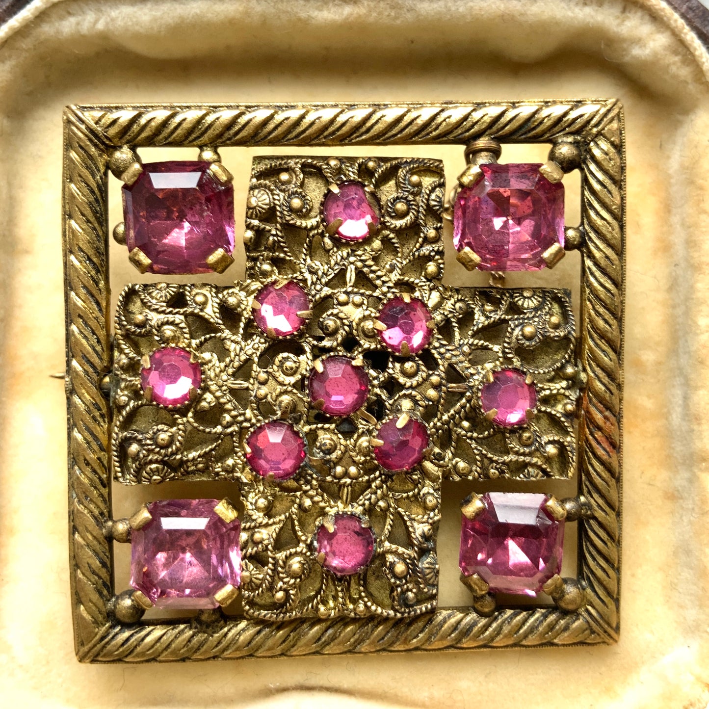VINTAGE 1930s Square Filigree Reversible Brooch with Pink Rhinestones