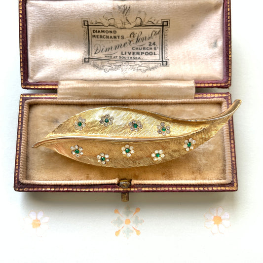 VINTAGE Gold Tone Leaf & Rhinestone Flowers Brooch
