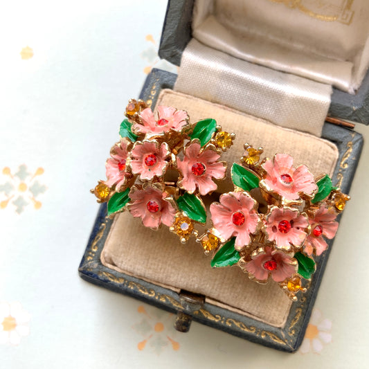 VINTAGE 1950s-60s Pink Enamel Flowers Clip-On Earrings