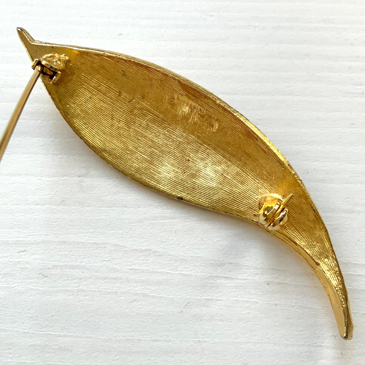 VINTAGE Gold Tone Leaf & Rhinestone Flowers Brooch
