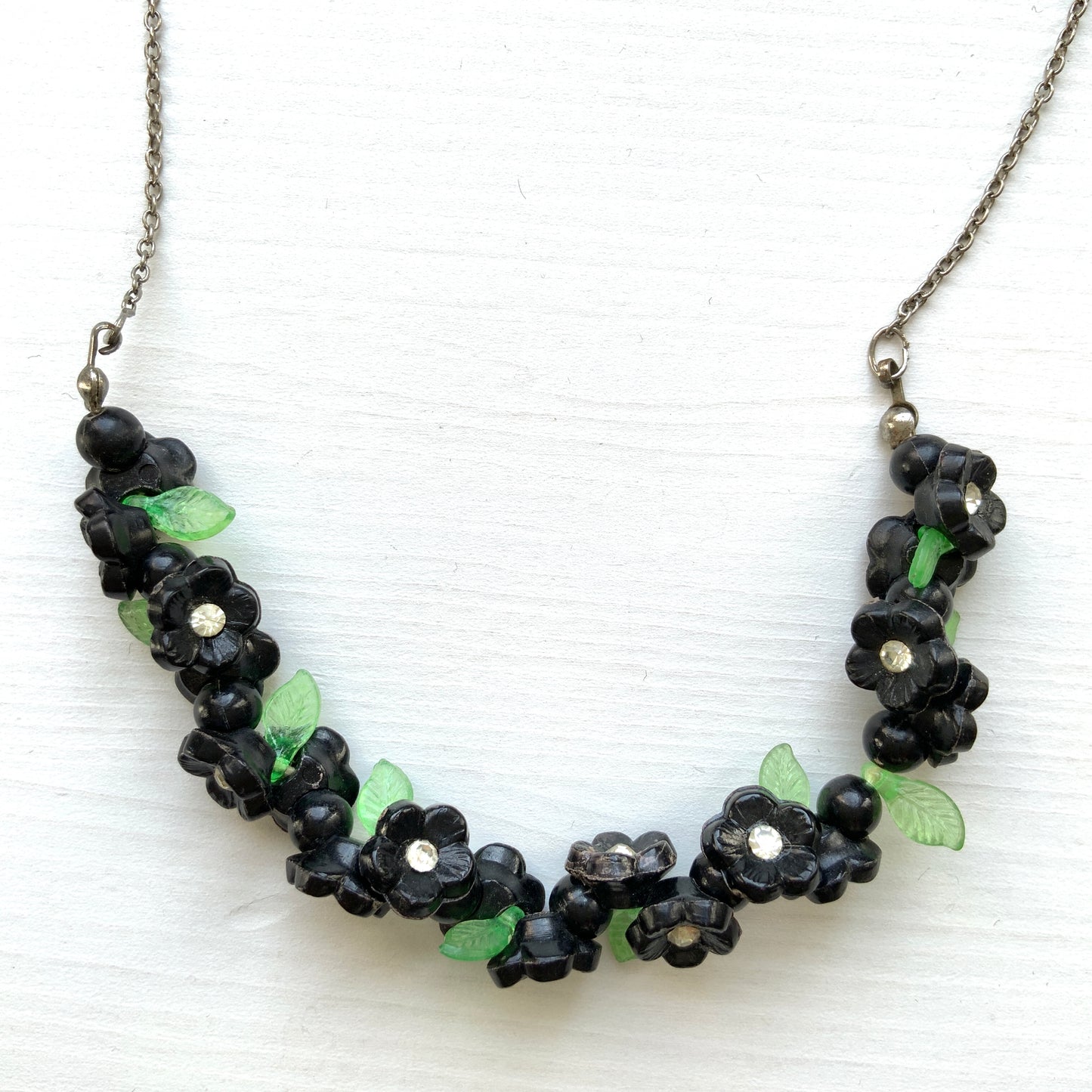 VINTAGE Black Plastic Flower Beads Necklace