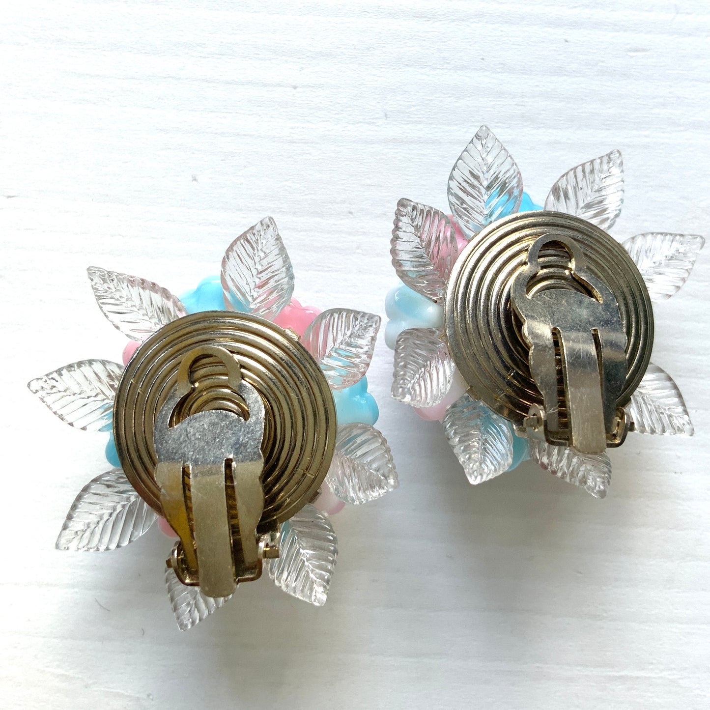 VINTAGE Pink & Light Blue Flower Beads Cluster Clip-On Earrings