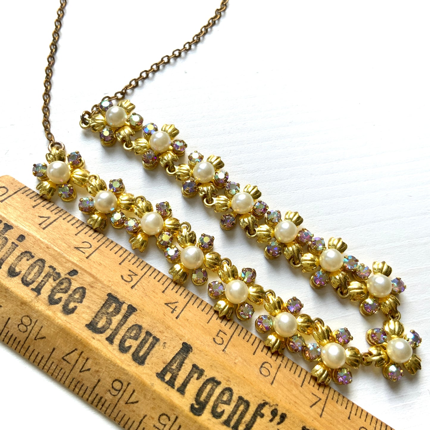 VINTAGE 1950s Faux Pearl & Aurora Borealis Flower Necklace