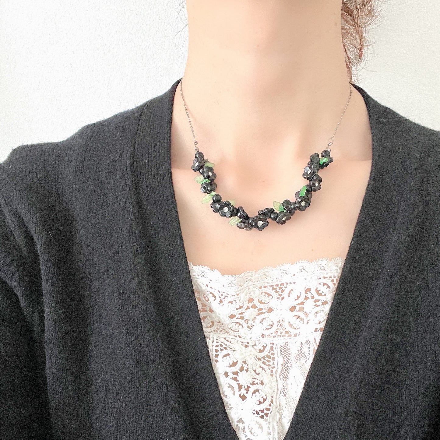 VINTAGE Black Plastic Flower Beads Necklace