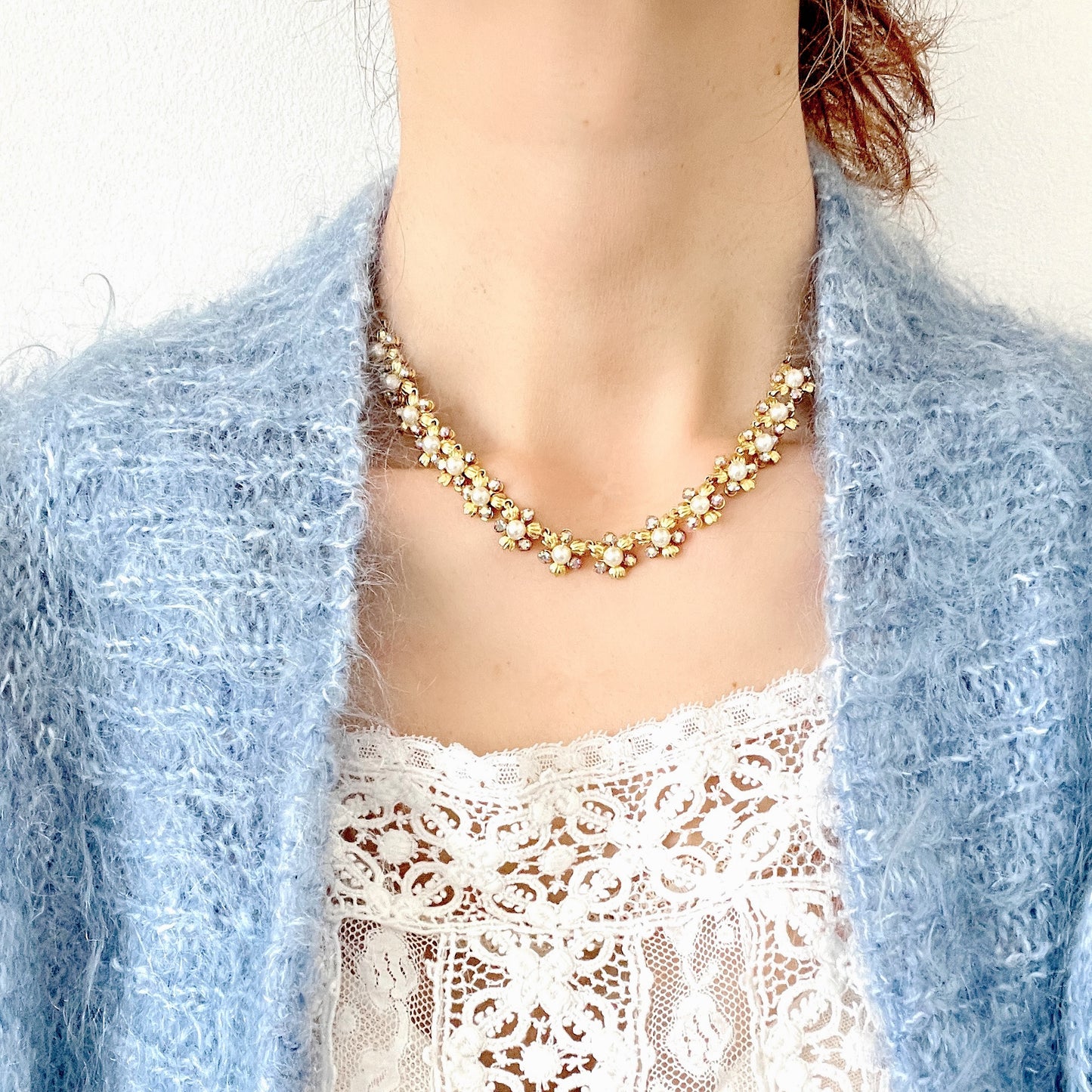 VINTAGE 1950s Faux Pearl & Aurora Borealis Flower Necklace