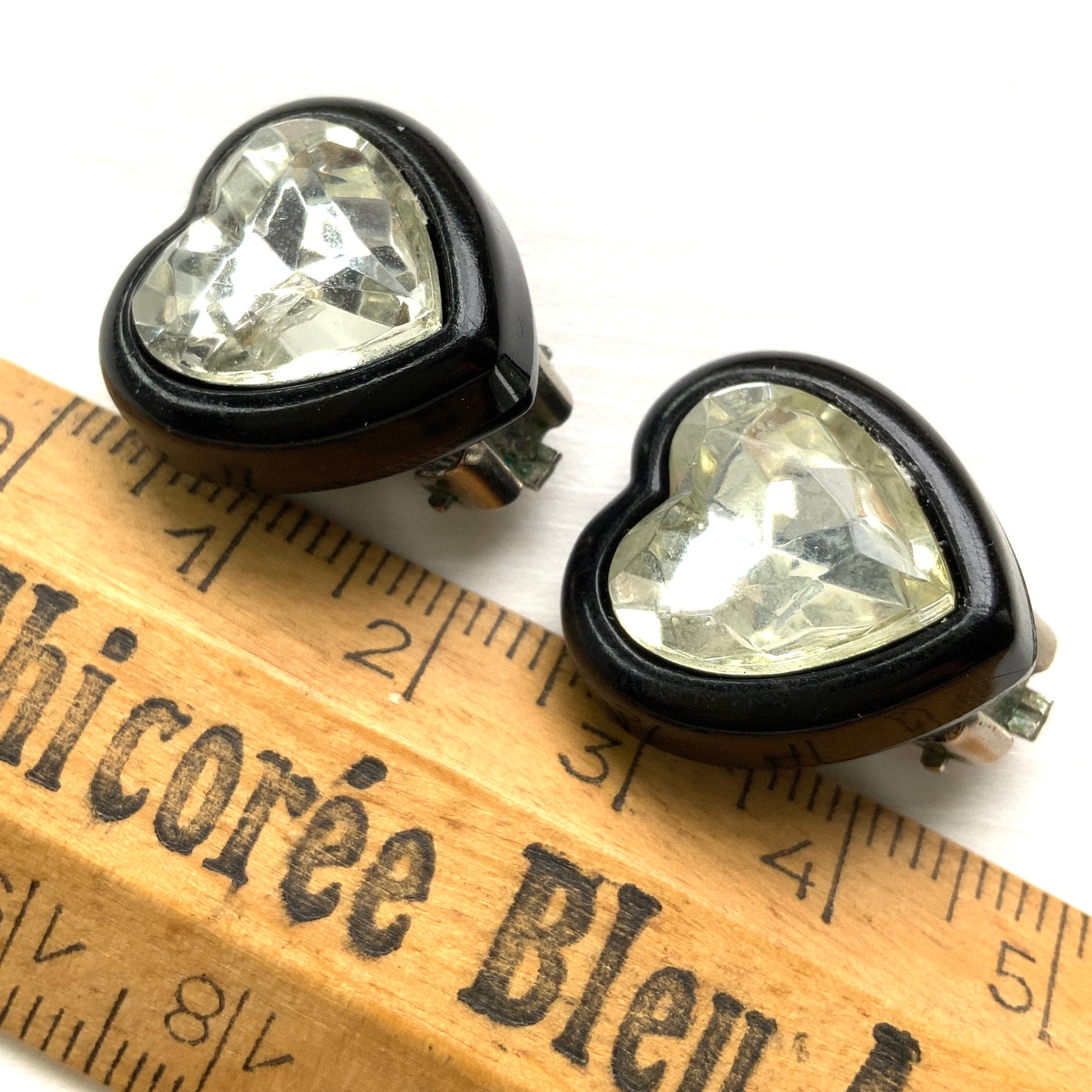 VINTAGE Black Framed Clear Plastic Heart Clip-on Earrings ヴィンテージ クリアハートxブラックフレーム クリップイヤリング
