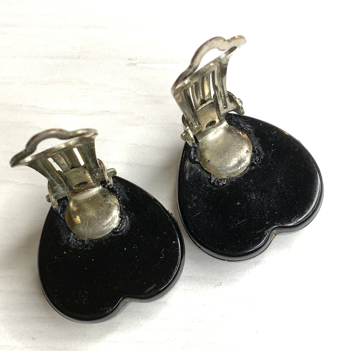 VINTAGE Black Framed Clear Plastic Heart Clip-on Earrings ヴィンテージ クリアハートxブラックフレーム クリップイヤリング