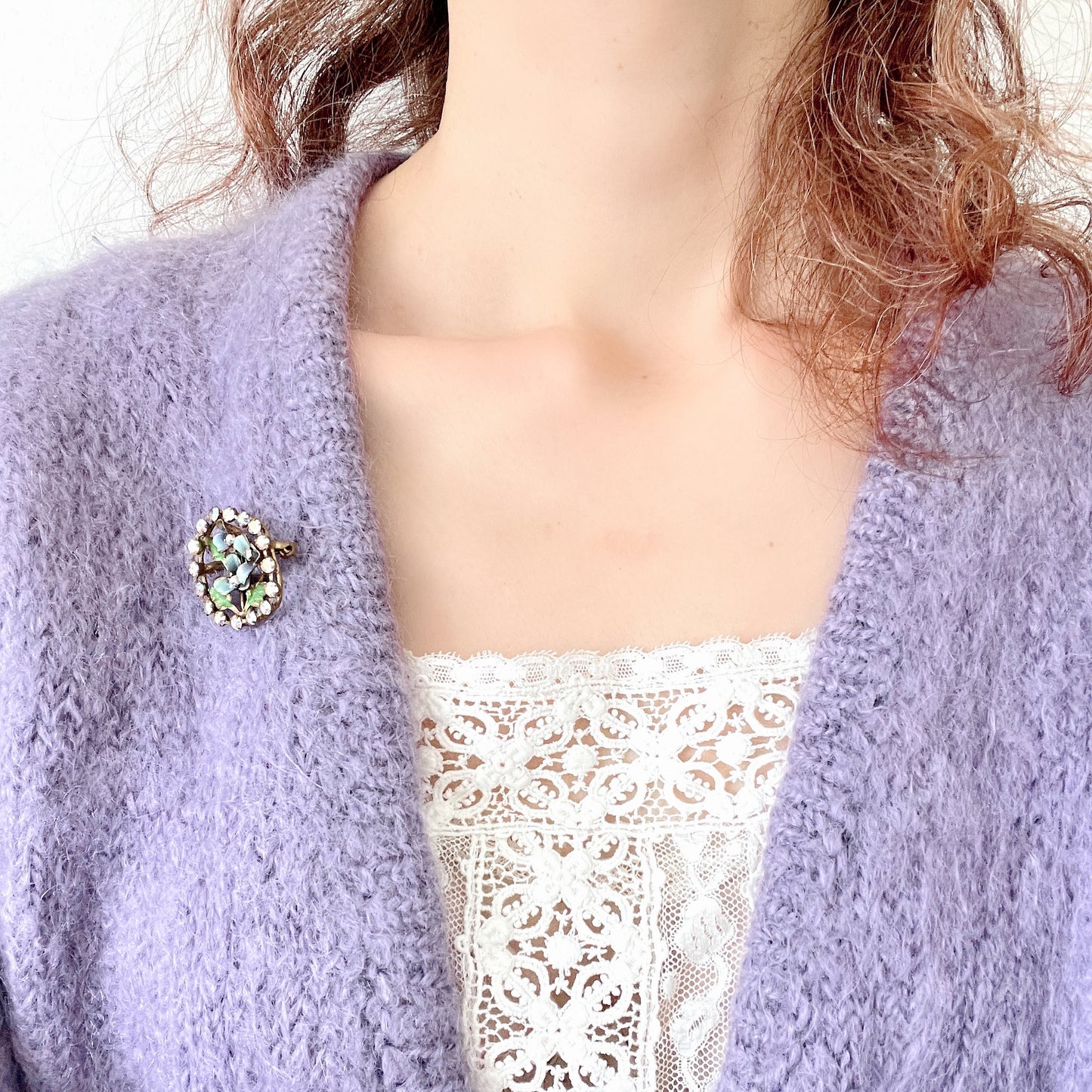 VINTAGE Enamel Violet & Aurora Borealis Brooch