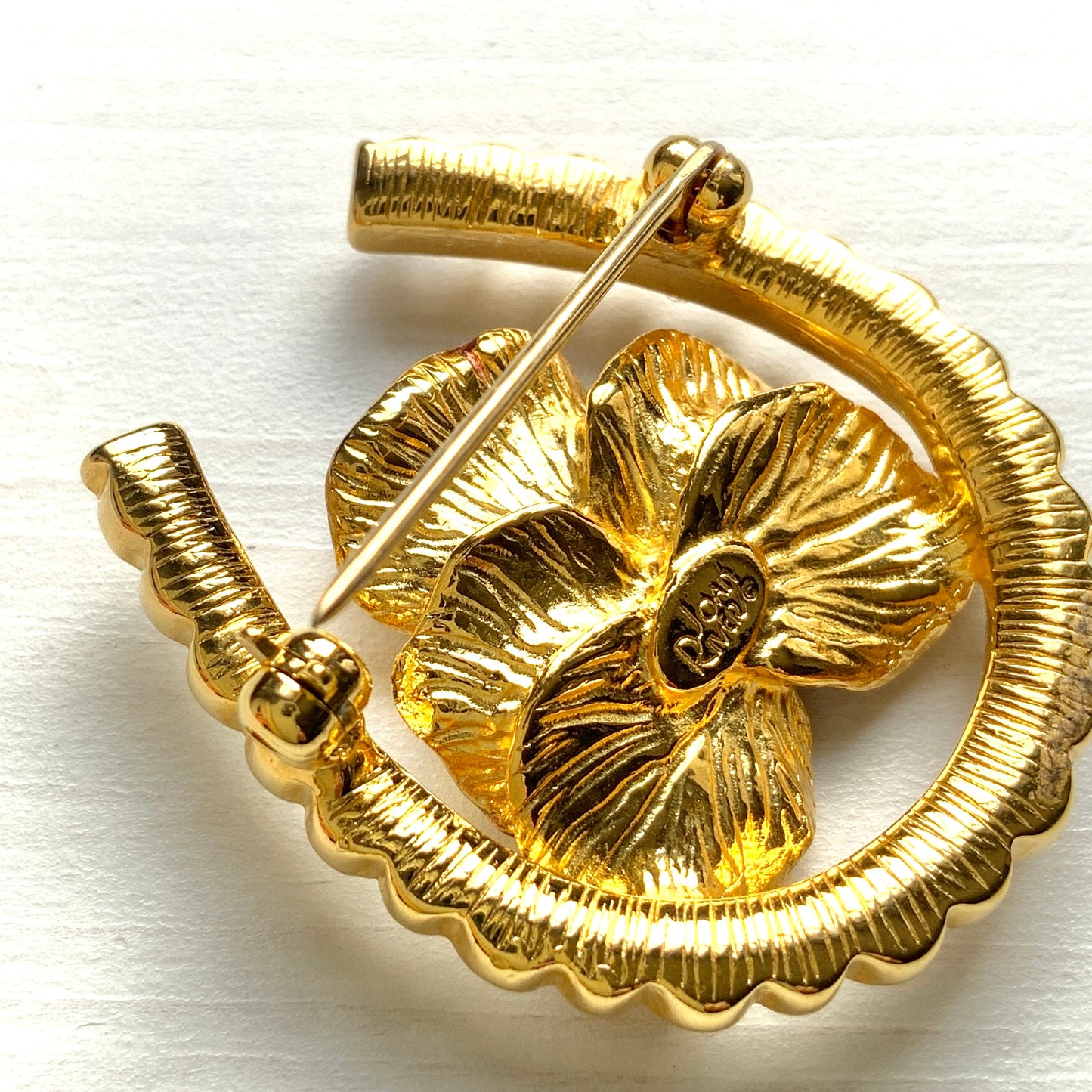 VINTAGE JOAN RIVERS Pansy & Horse Shoe Brooch
