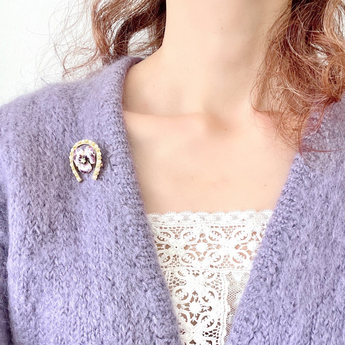 VINTAGE JOAN RIVERS Pansy & Horse Shoe Brooch