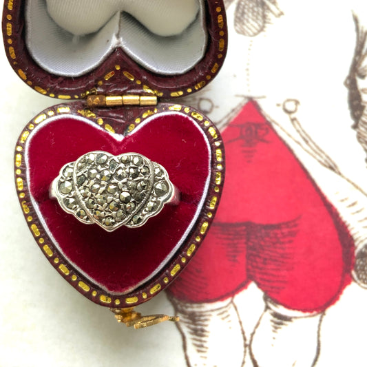 VINTAGE Silver Marcasite Wing-Accented Heart Ring ヴィンテージ シルバー マーカサイト 羽つきハート リング