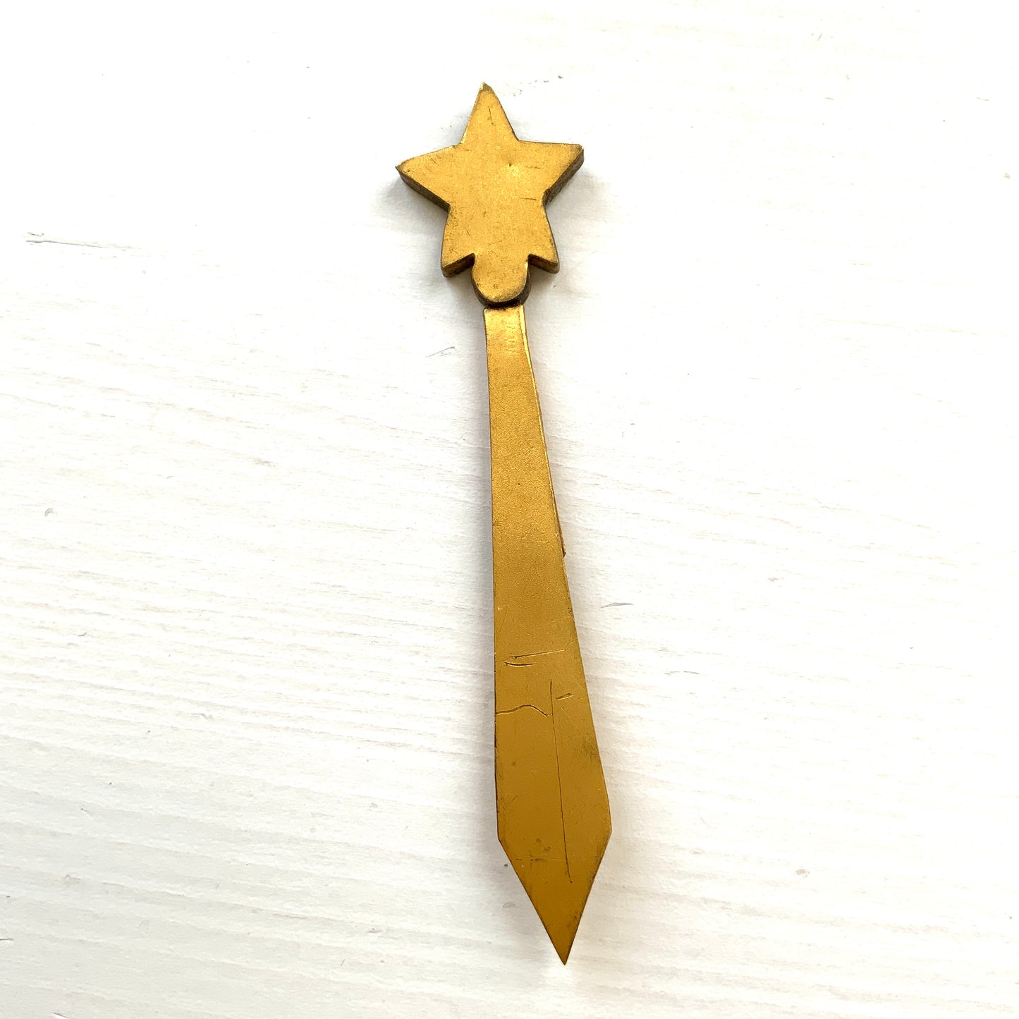 A vintage metal bookmark featuring a star-shaped micro mosaic top, which can also be used as a letter opener. 星型のマイクロモザイクがトップについた、メタルのブックマーク(本の栞)兼ペーパーナイフ。