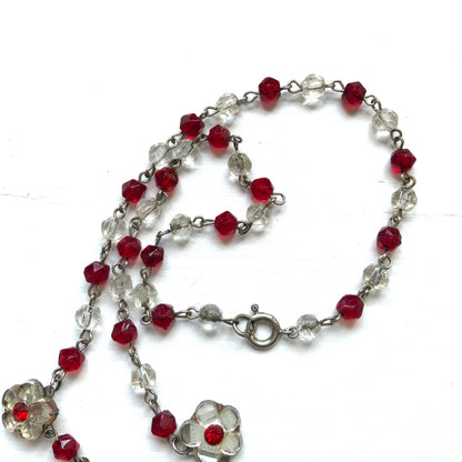 1930s Vauxhall Glass Flower Necklace with Red & Clear Glass Beads. 1930年代のお花のヴォクソールガラスのヴィンテージネックレス。