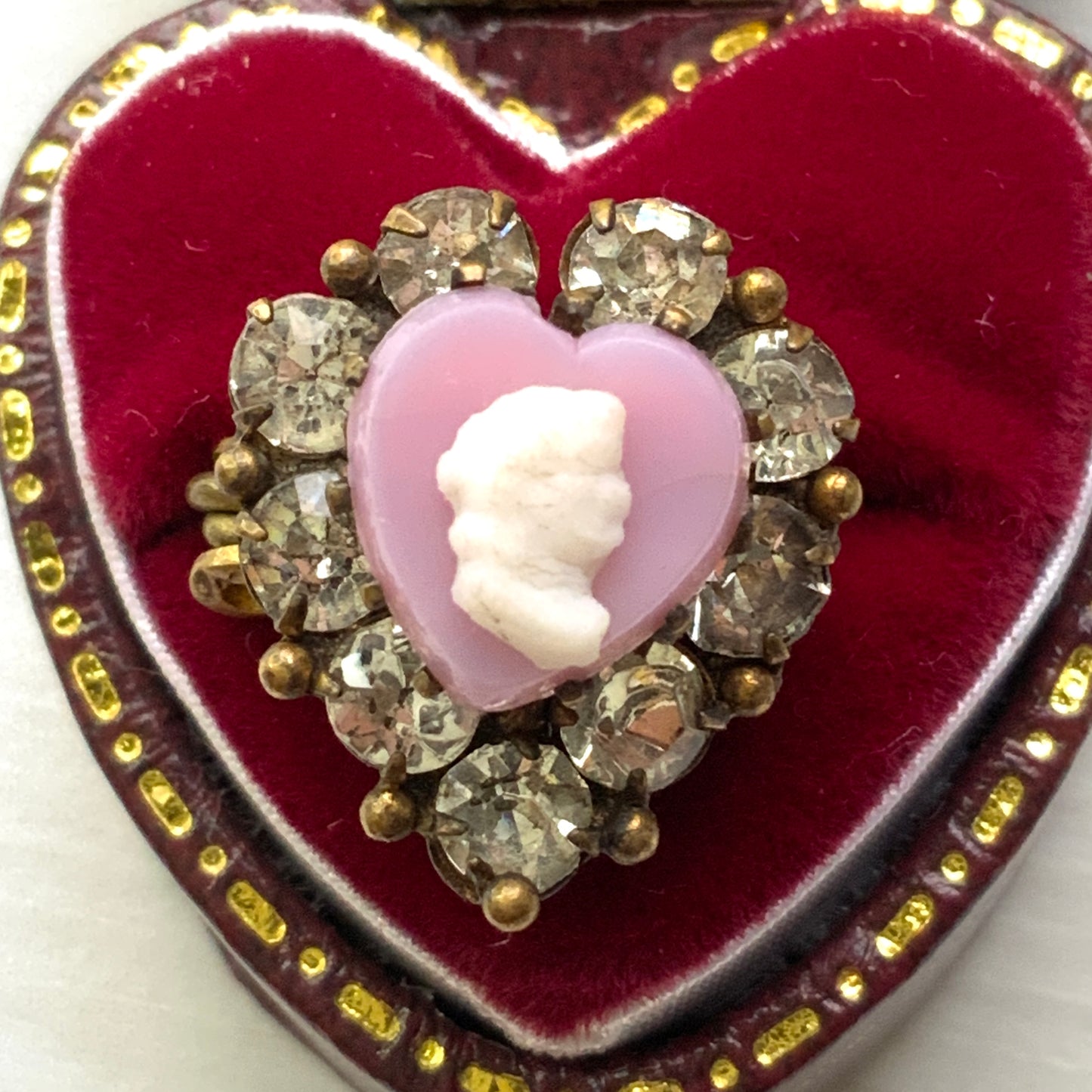 ANTIQUE VICTORIAN Pink Heart x Cameo Mini Brooch アンティーク　ヴィクトリアン　ピンクハート　カメオ　ミニブローチ