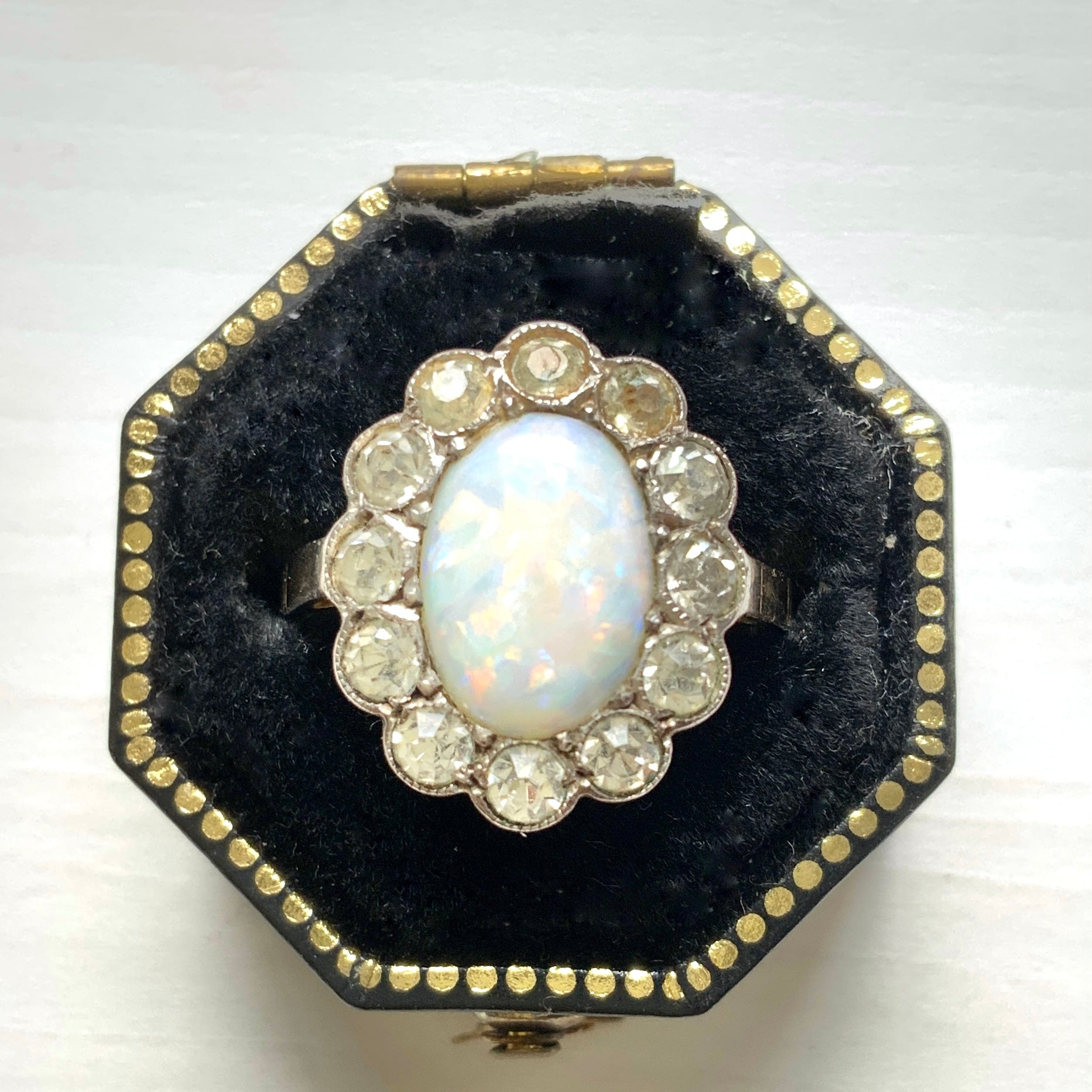 A Victorian opal and paste glass silver ring.  ヴィクトリア時代のオパールとペーストグラスのシルバーリング。