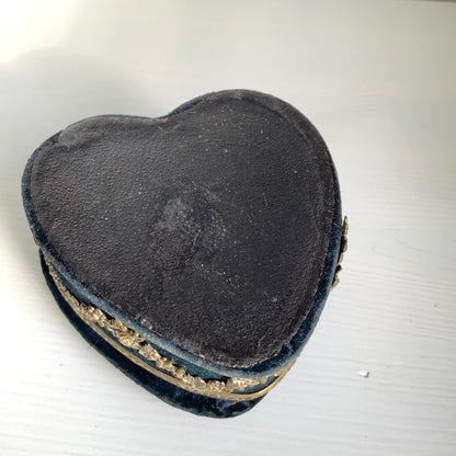 ANTIQUE VICTORIAN Black Velvet Heart Trinket Box