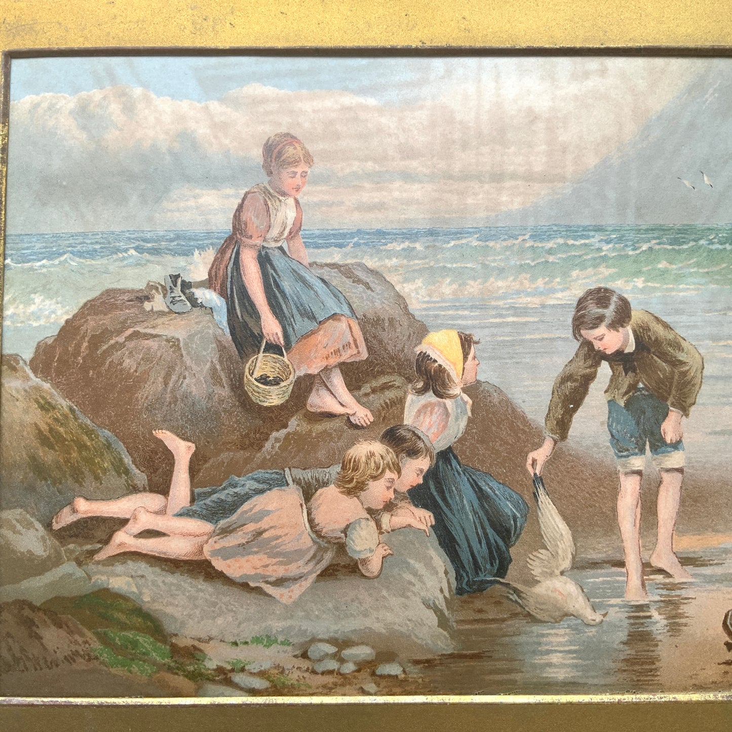 A late Victorian antique print of “The Dead Sea Gull” by Myles Birket Foster. ヴィクトリアン後期頃のマイルズ・バーケット・フォスターの “The Dead Sea Gull” のアンティークプリント。