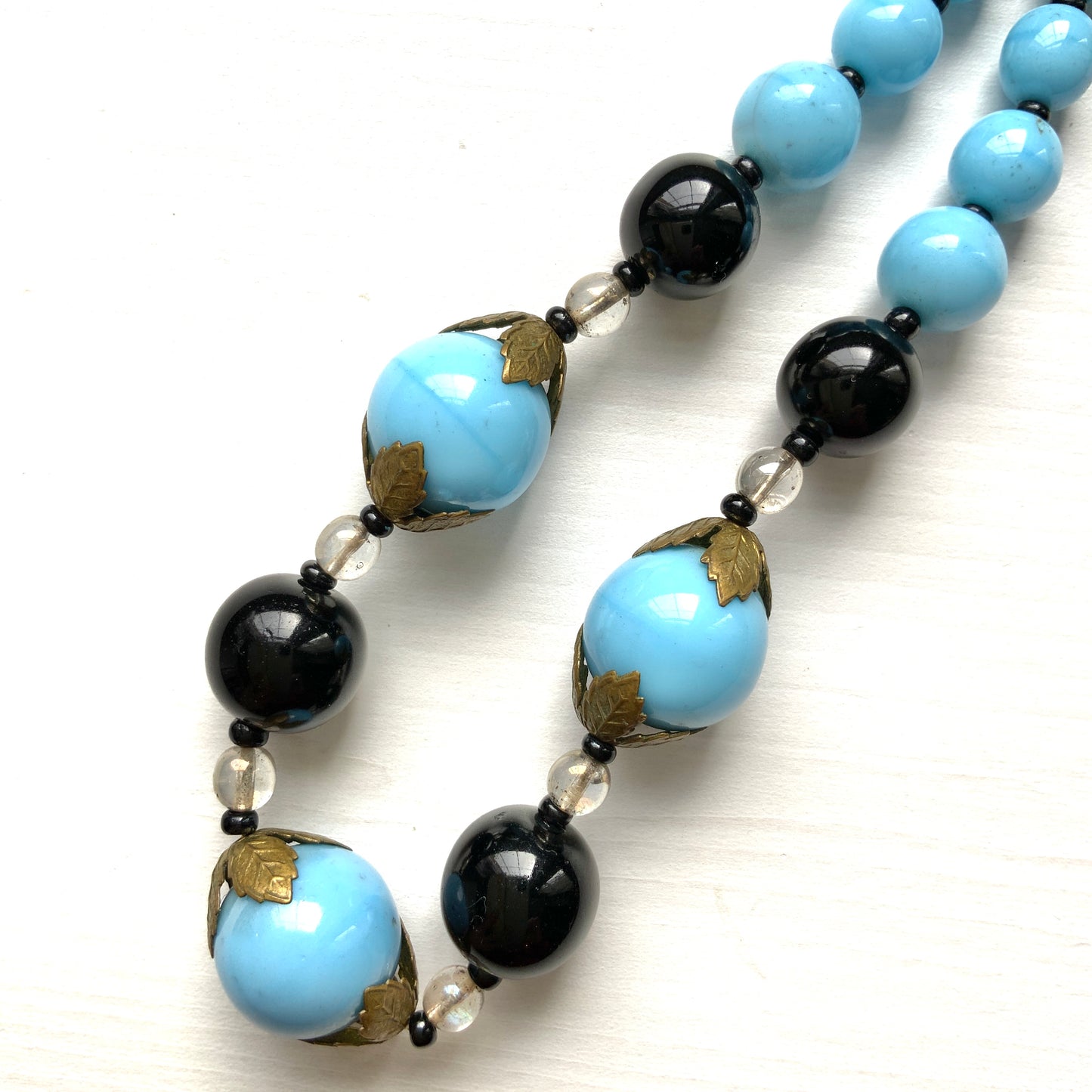 VINTAGE 1930’s Turquoise Blue & Black Glass Necklace