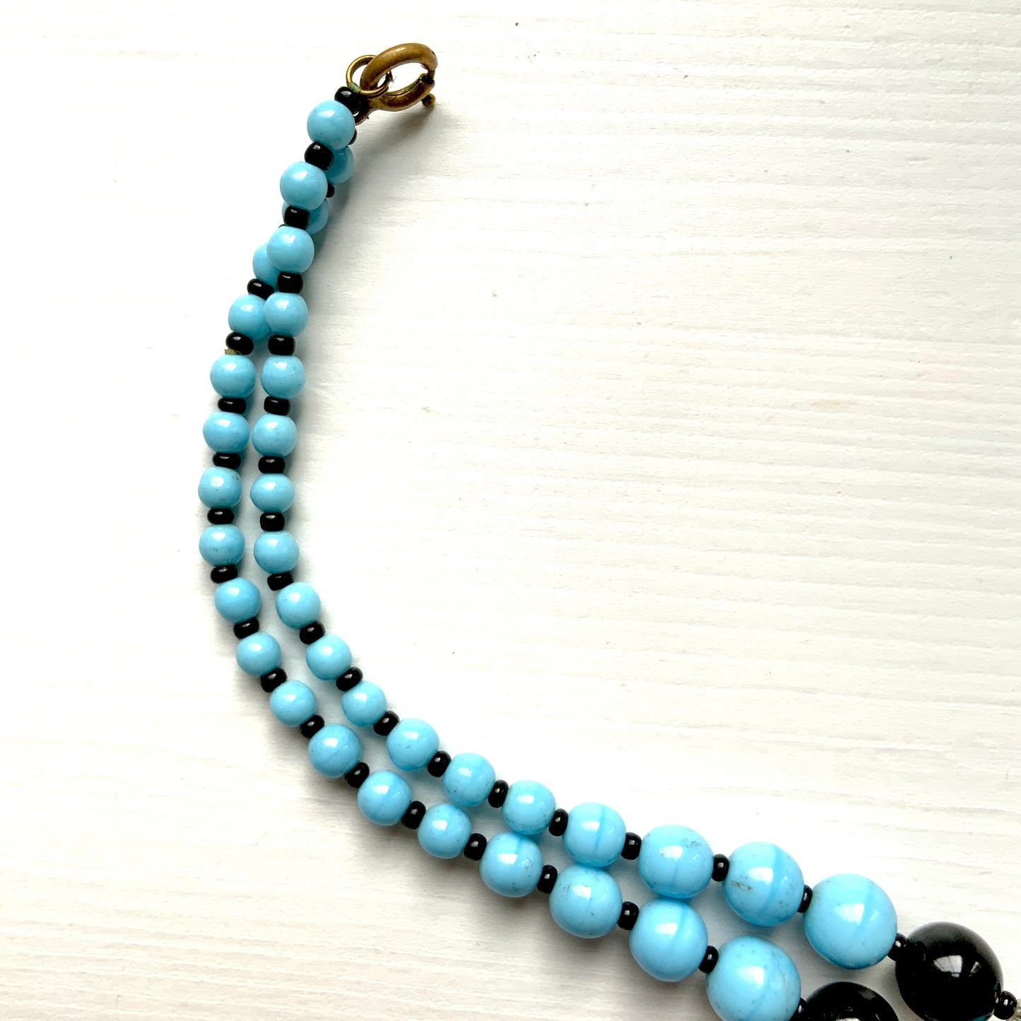 VINTAGE 1930’s Turquoise Blue & Black Glass Necklace