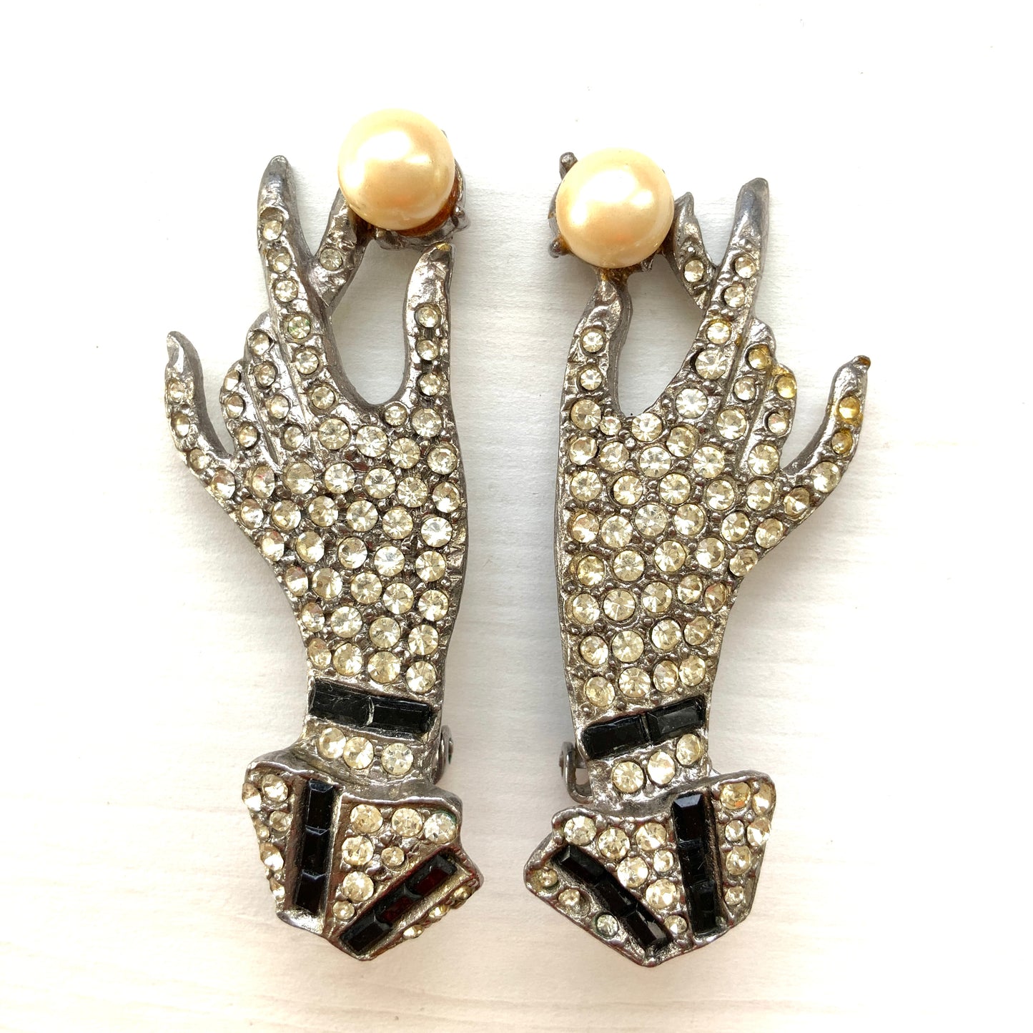 VINTAGE 1980's BUTLER & WILSON Rhinestone Hand & Faux Pearl Clip Earrings