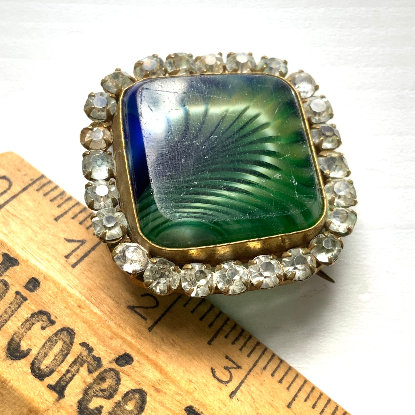 VINTAGE ART DECO Peacock Feather Marble Square Glass & Rhinestone Brooch