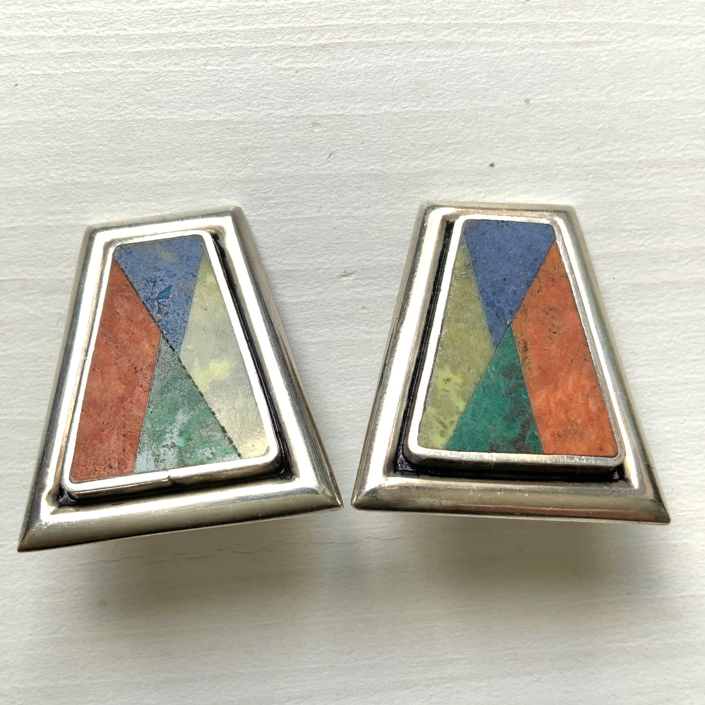 VINTAGE 1970's Multi Coloured Stone Inlay Trapezoid Shaped Silver Clip Earrings