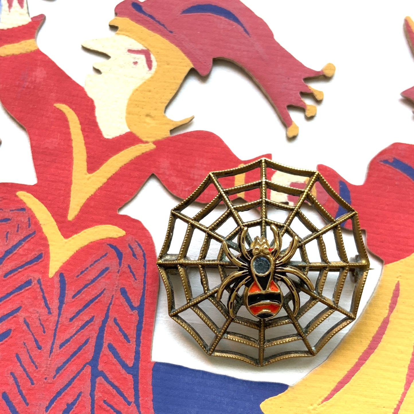 VINTAGE ART DECO Enamel Spider & Web Mini Brooch