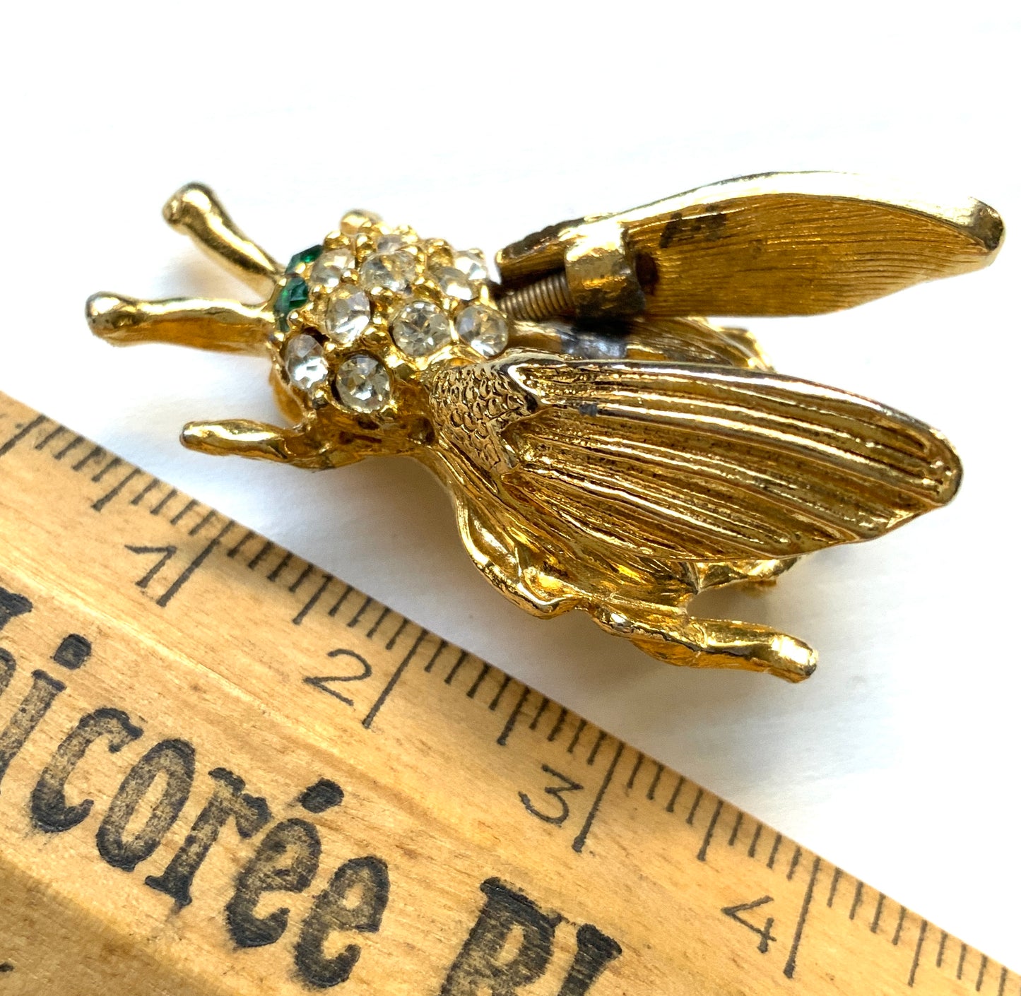 VINTAGE 1970's Gold Tone & Rhinestone Trembler Bug Brooch