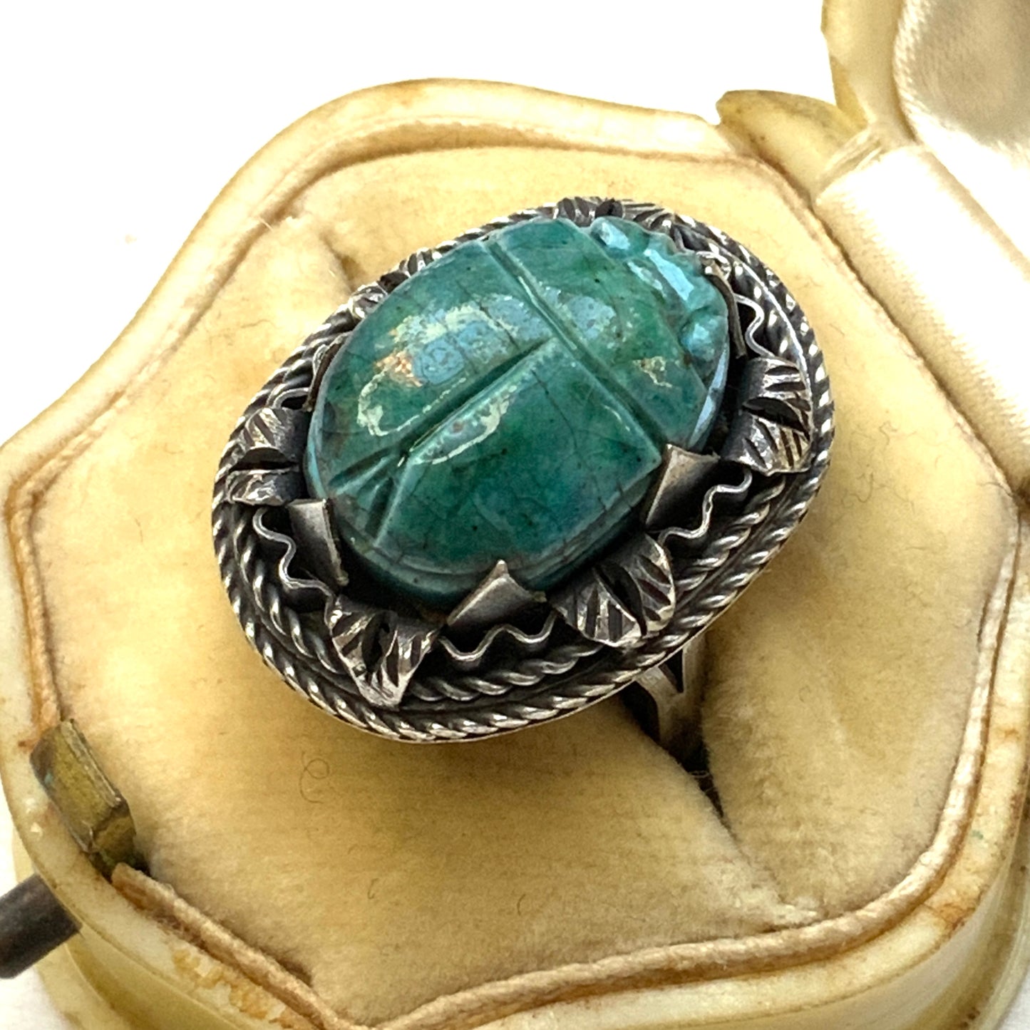 VINTAGE Egyptian Revival Faience Turquoise Blue Scarab Silver Ring