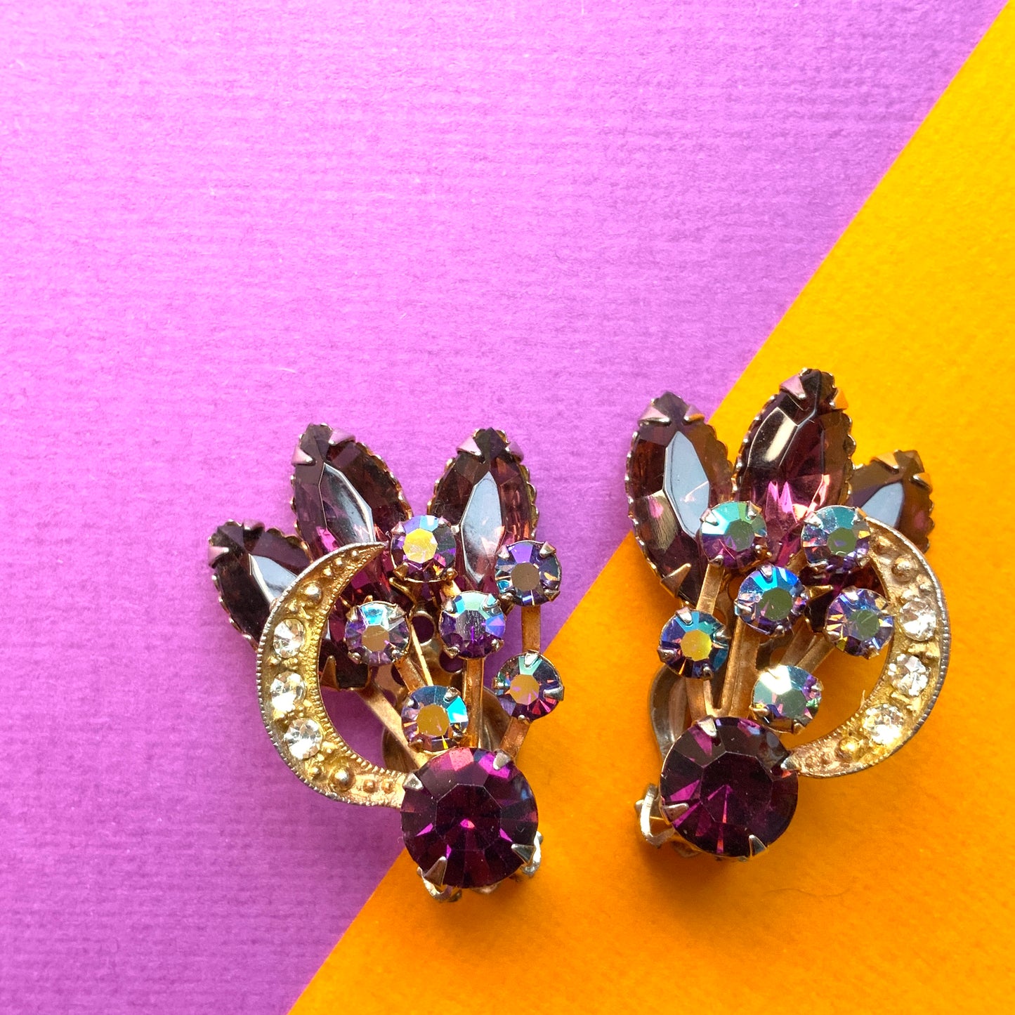 VINTAGE 1950-60's Purple Rhinestone & Gold Tone Crescent Clip Earrings