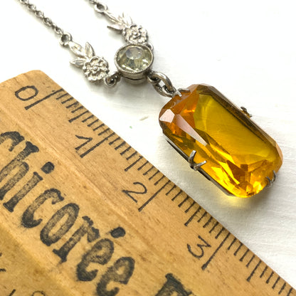 VINTAGE ART DECO Yellow Rectangular Glass Pendant Necklace