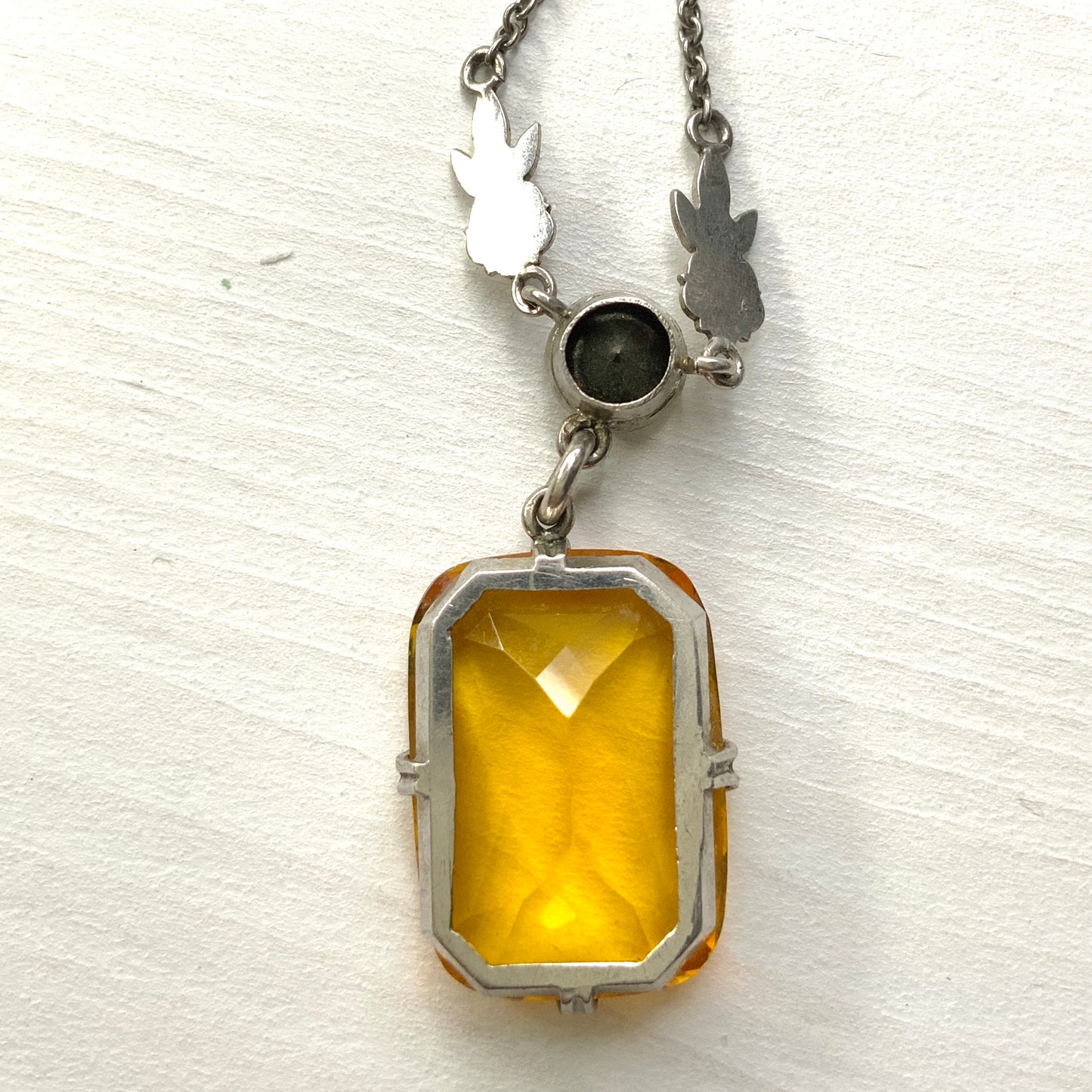 VINTAGE ART DECO Yellow Rectangular Glass Pendant Necklace