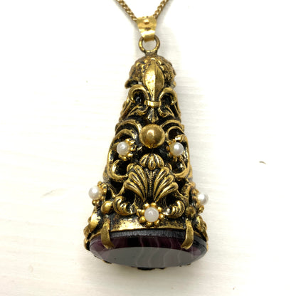 VINTAGE 1950's Gold Tone Decorative Corn & Amethyst Art Glass Fob Style Pendant Necklace