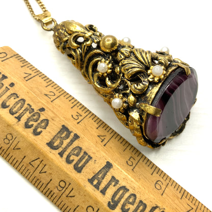 VINTAGE 1950's Gold Tone Decorative Corn & Amethyst Art Glass Fob Style Pendant Necklace