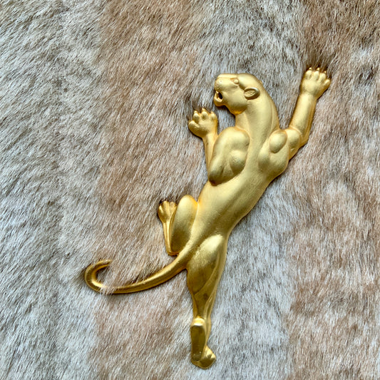 VINTAGE 1986 JJ Big Gold Tone Jaguar Brooch