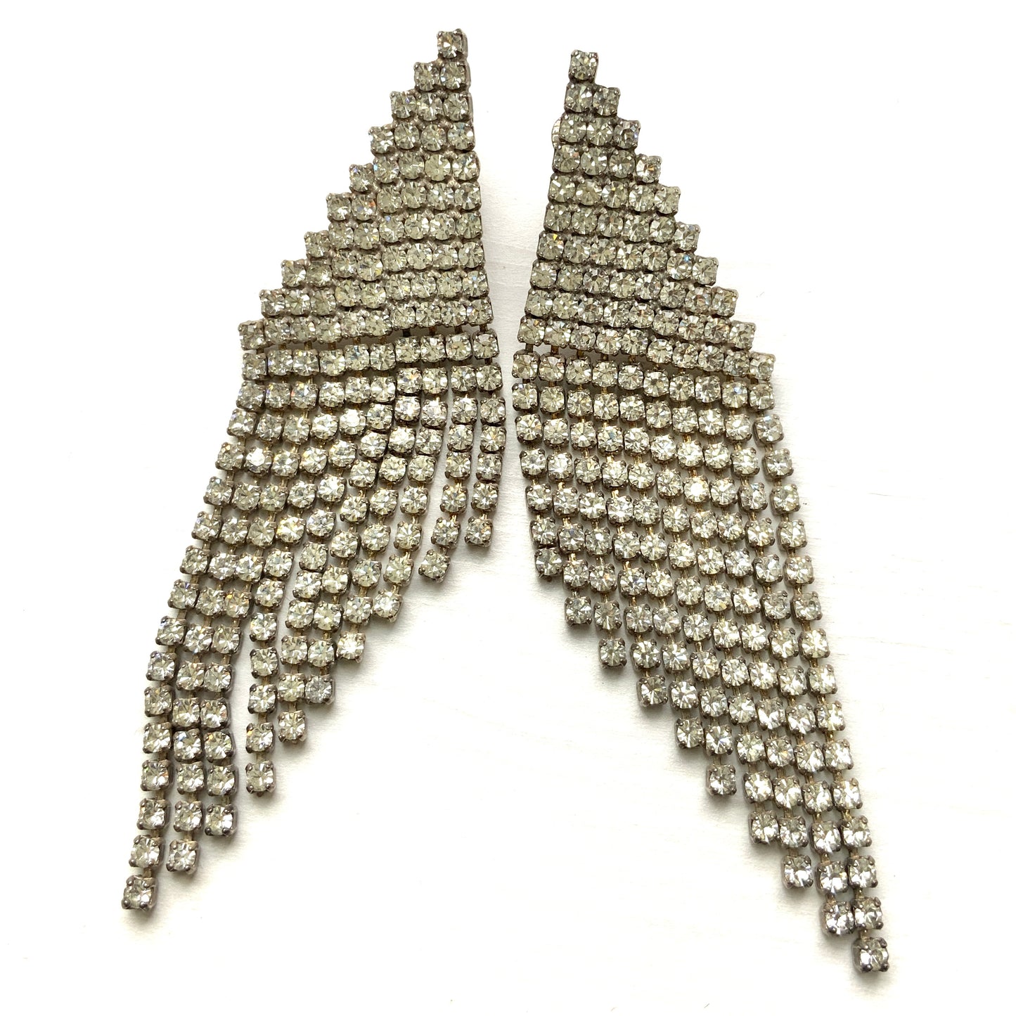 VINTAGE 1950-60's Rhinestone Triangle Tassel/Fringe Clip Earrings