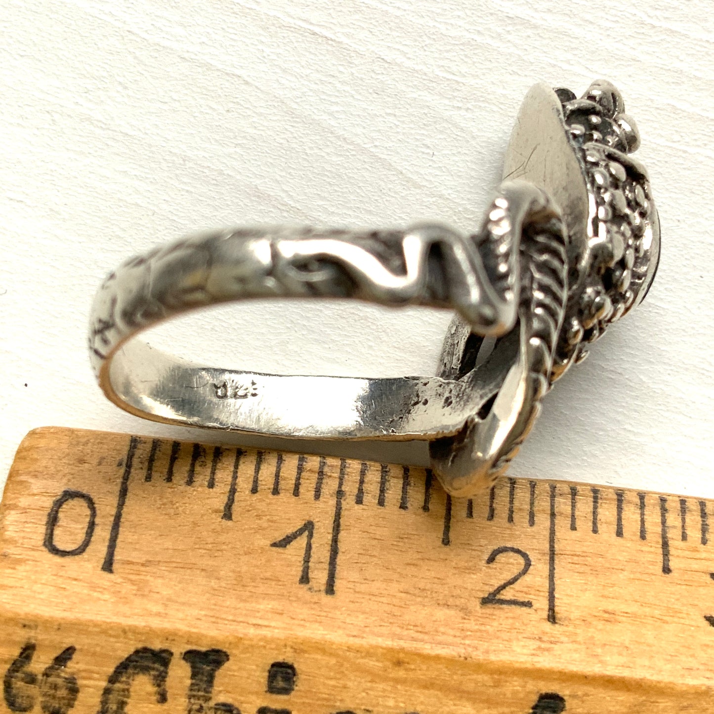 VINTAGE Onyx Cobra Snake Silver Ring