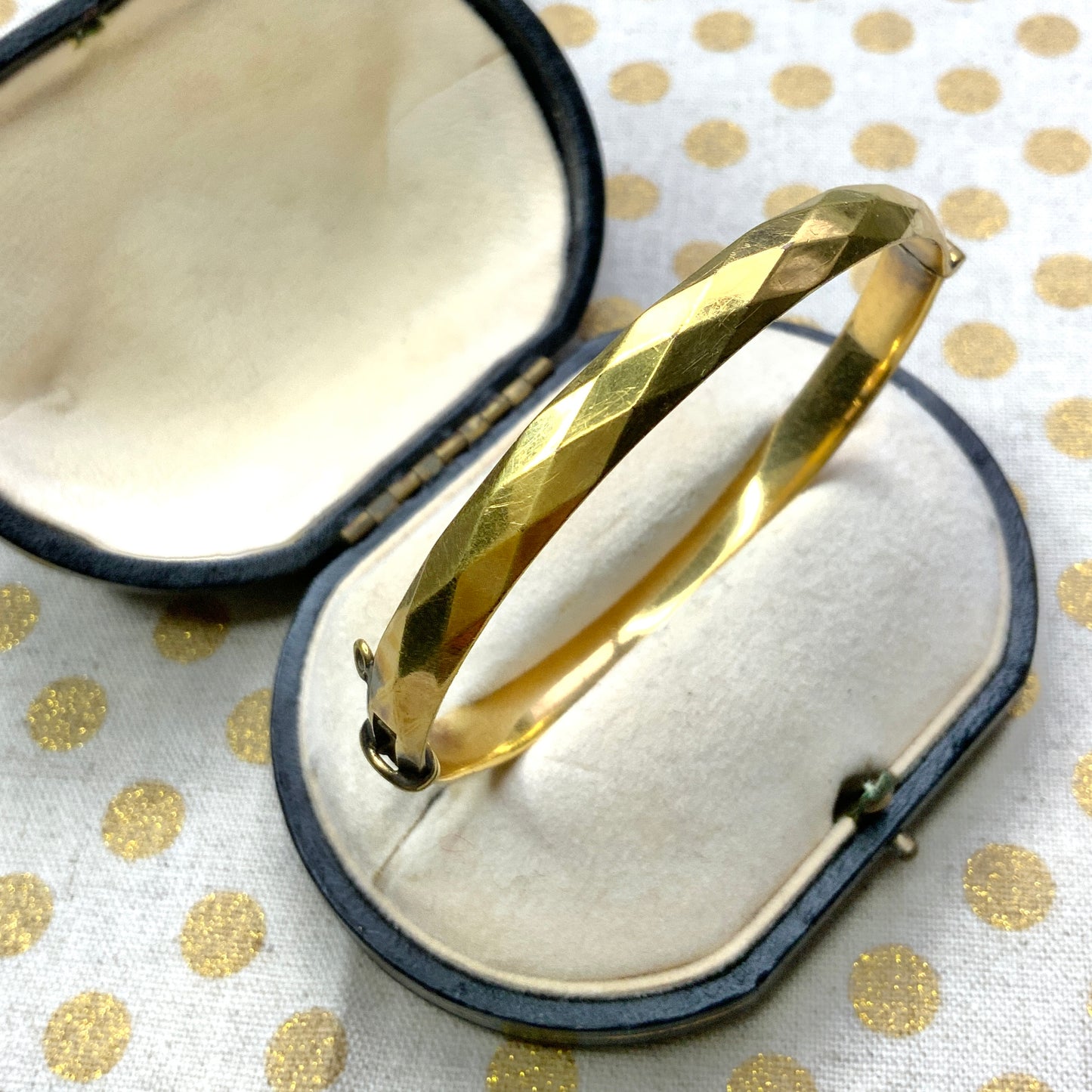 VINTAGE 9ct Rolled Gold Faceted Bangle