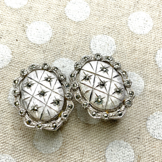 VINTAGE 1950's SPHINX Silver Tone Oval Starburst & Marcasite Clip Earrings