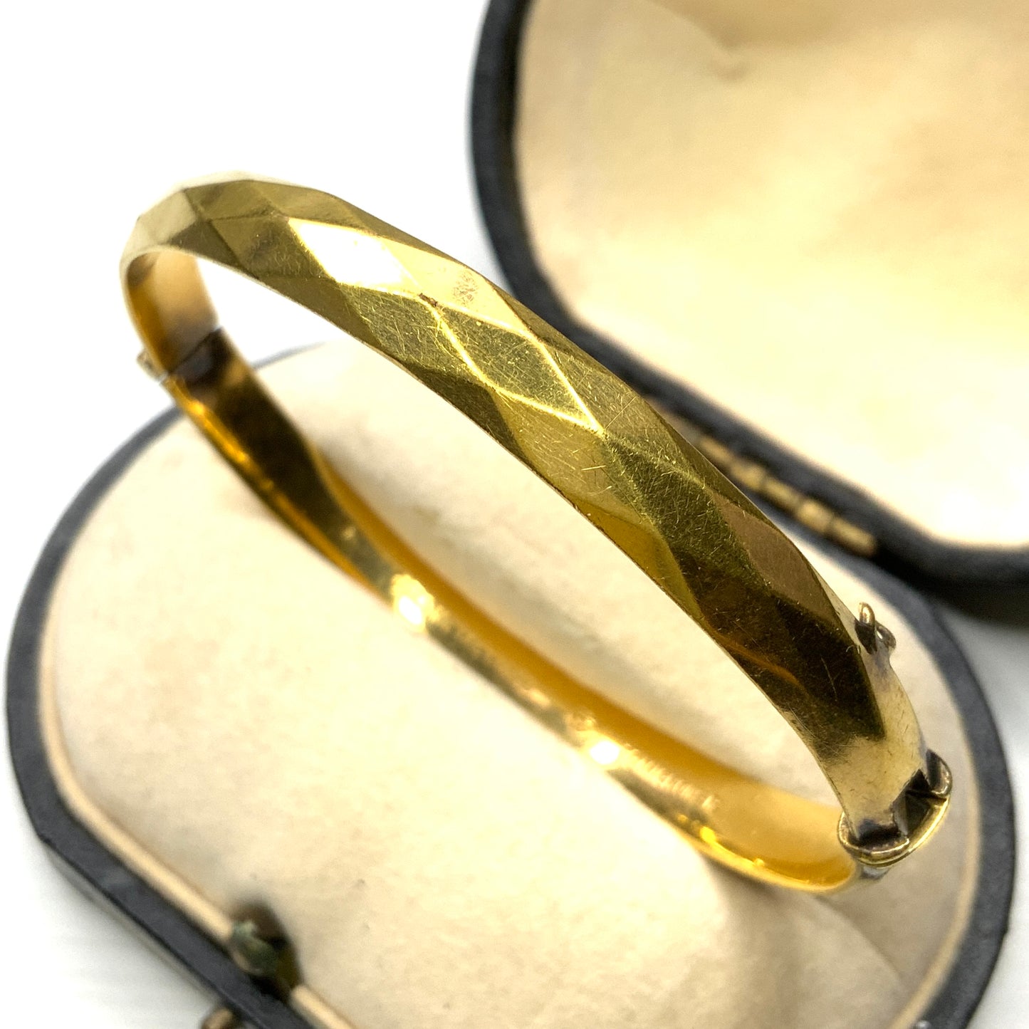 VINTAGE 9ct Rolled Gold Faceted Bangle