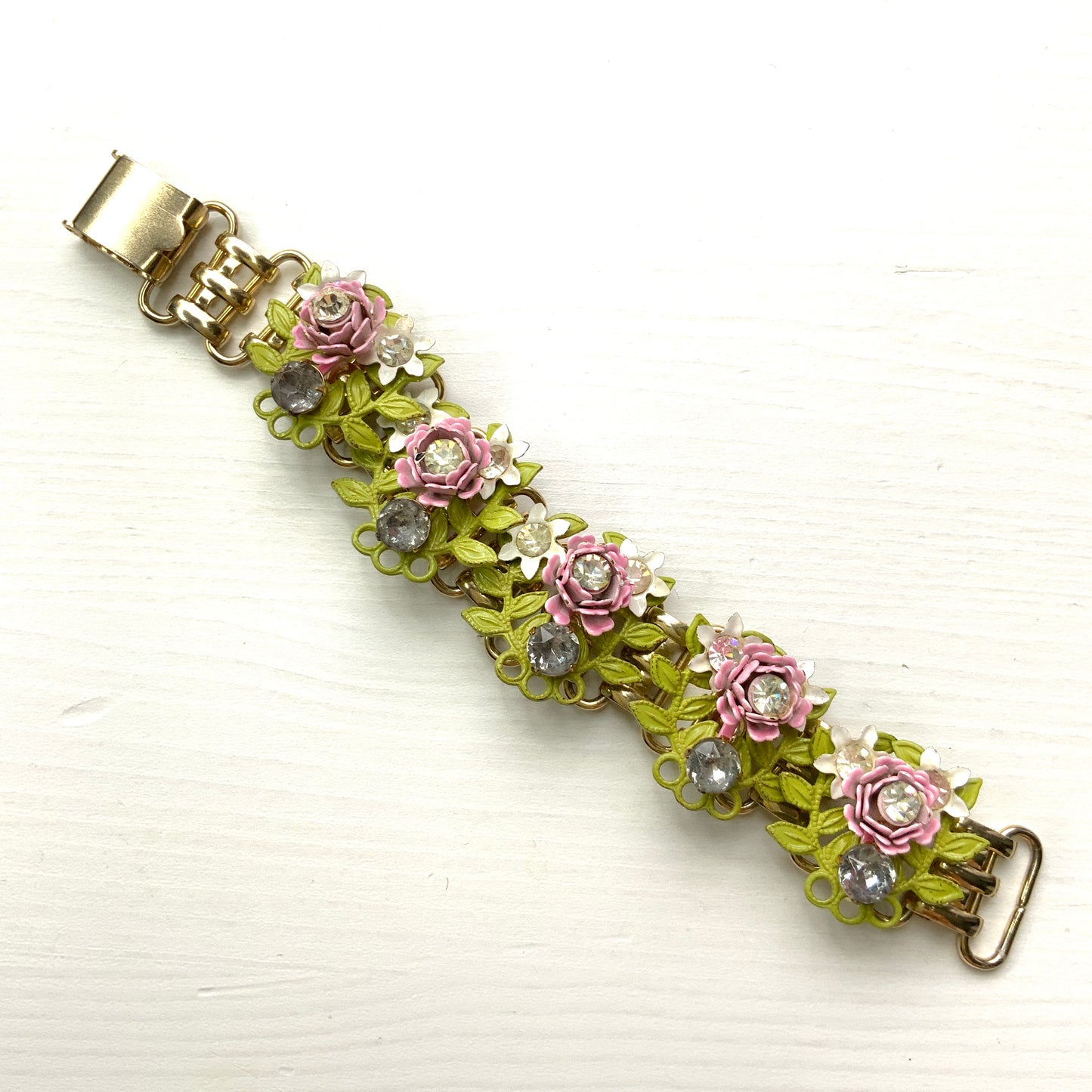 VINTAGE 1950's Enamel Pink Rose & White Flower Bracelet