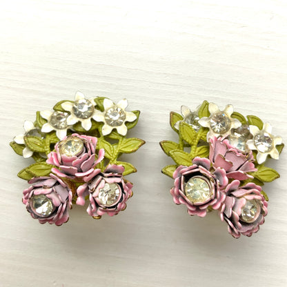 VINTAGE 1950's Enamel Pink Rose & White Flower Clip Earrings