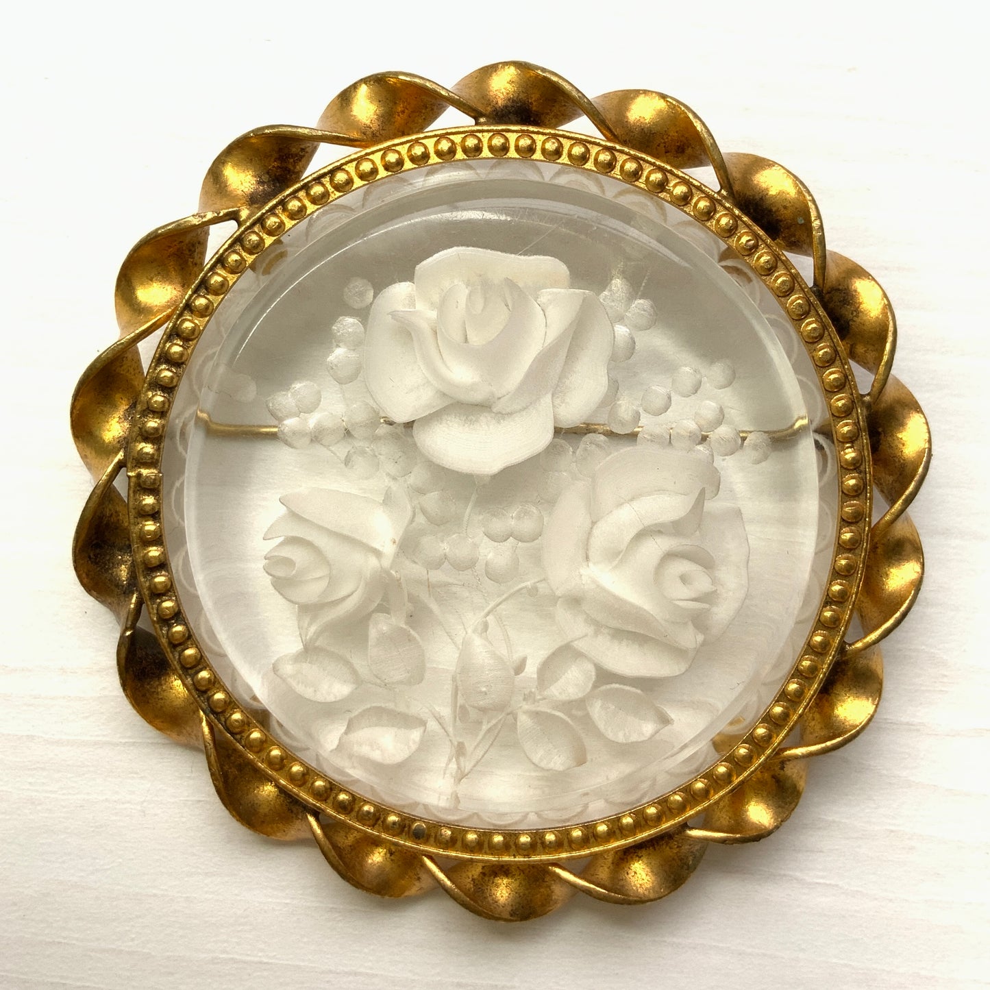 VINTAGE 1930-40's Reverse Carved White Rose Round Brooch