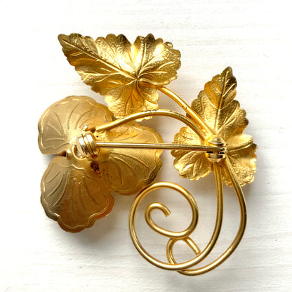 VINTAGE Gold Tone Leaf x Pink Stone & Pearl Brooch