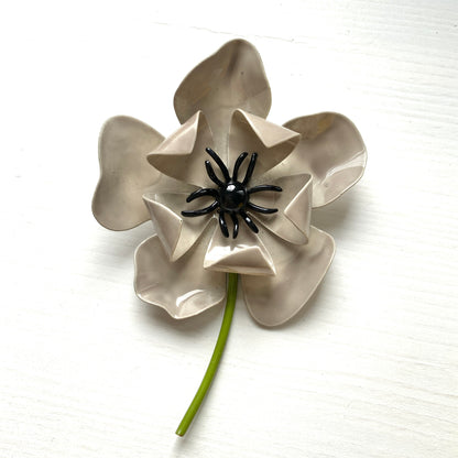 VINTAGE 1960−70's Enamel Grey Flower Brooch