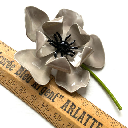 VINTAGE 1960−70's Enamel Grey Flower Brooch