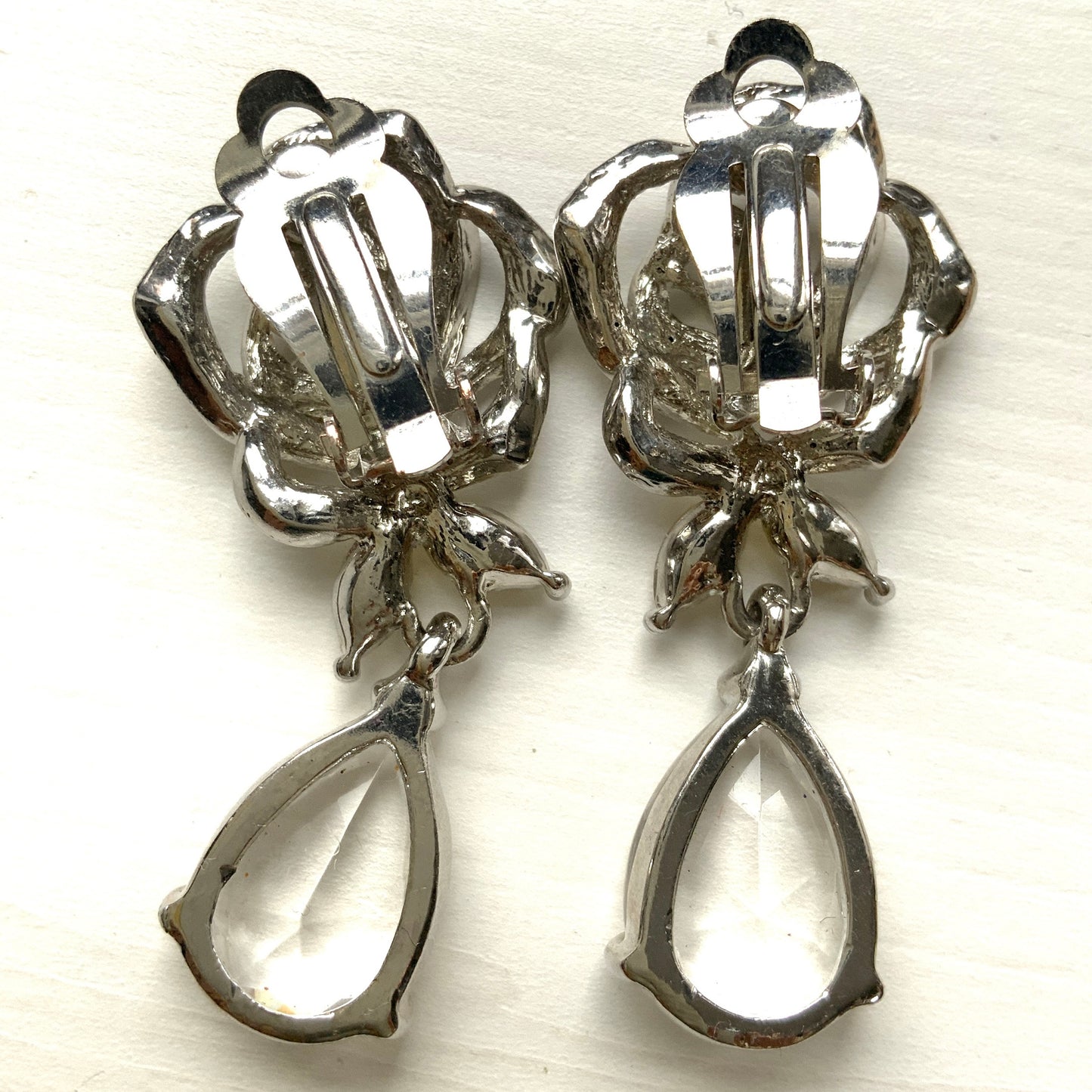 VINTAGE Rhinestone Rose & Clear Teardrop Dangle Clip Earrings